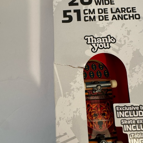 Tech Deck Shredline 360 Motorized Spinning Playset 20” W Exclusive Board New - Picture 11 of 11